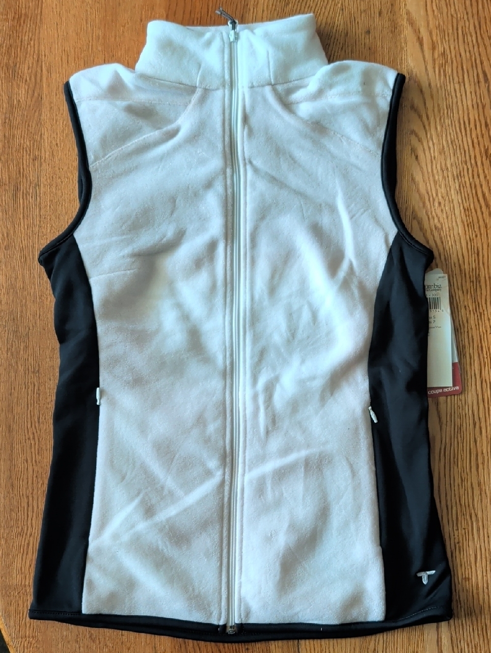 Columbia Komotion White Fleece Jacket with Black Interior Trim